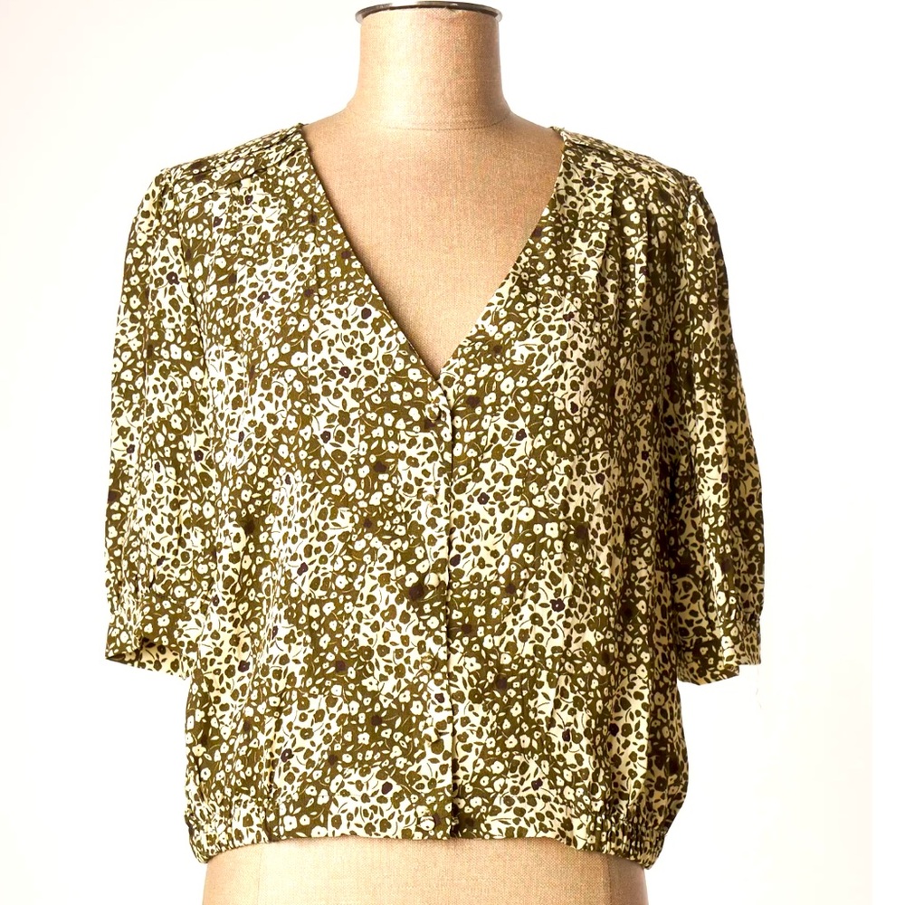 Grace and Mila Boutique Parisienne Olive Button Down Blou…